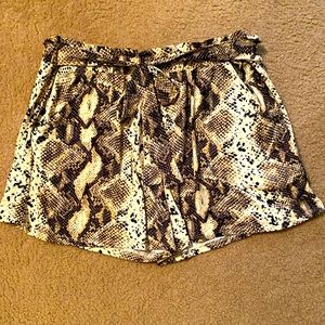 Texas True Snakeskin Shorts